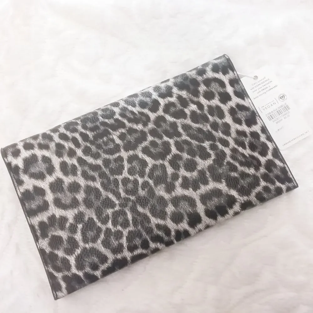 Urban Expressions Crossbody Clutch Convertible Leopard Snake Print Chain New OOS